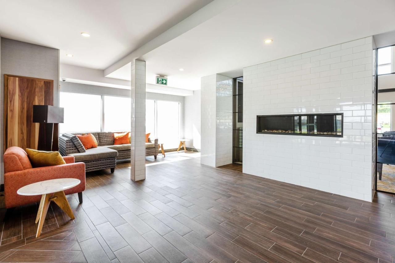 Hampton Inn & Suites By Hilton Quebec - Beauport Exterior foto